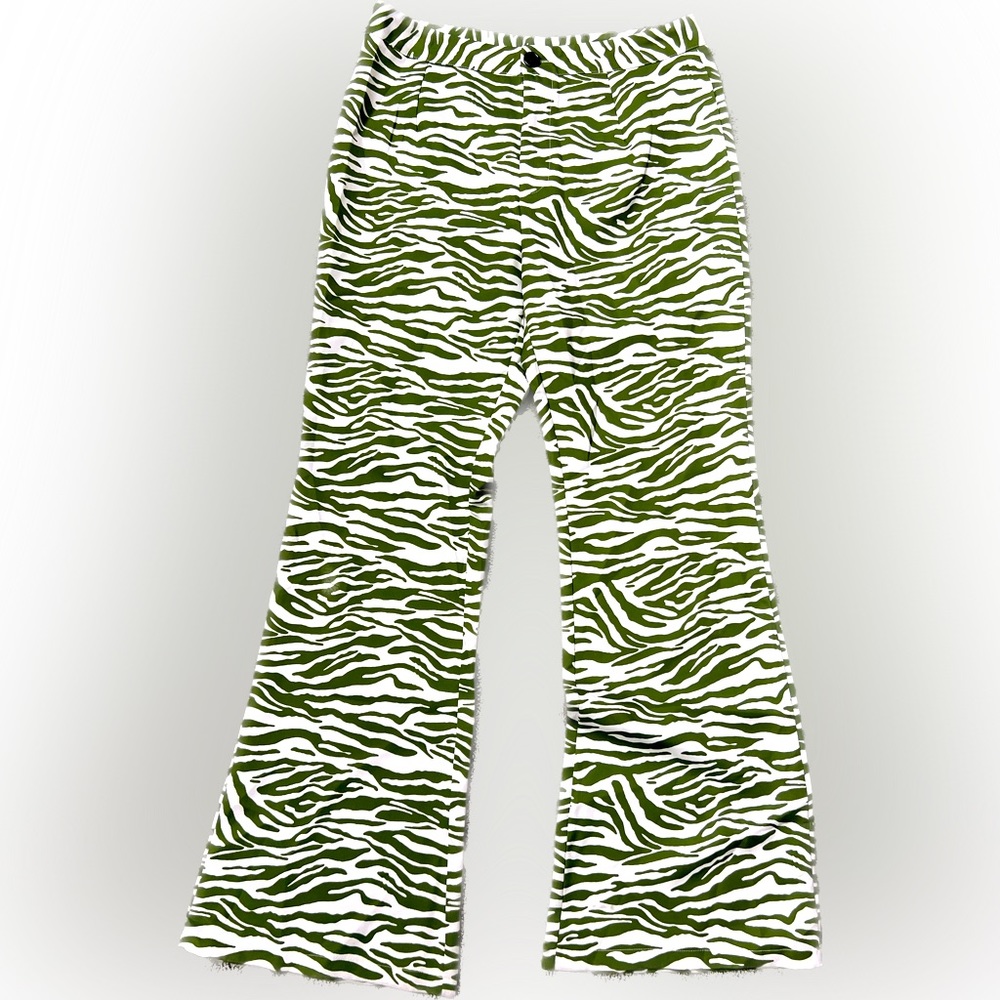 Green zebra print flare pants shein sz. L